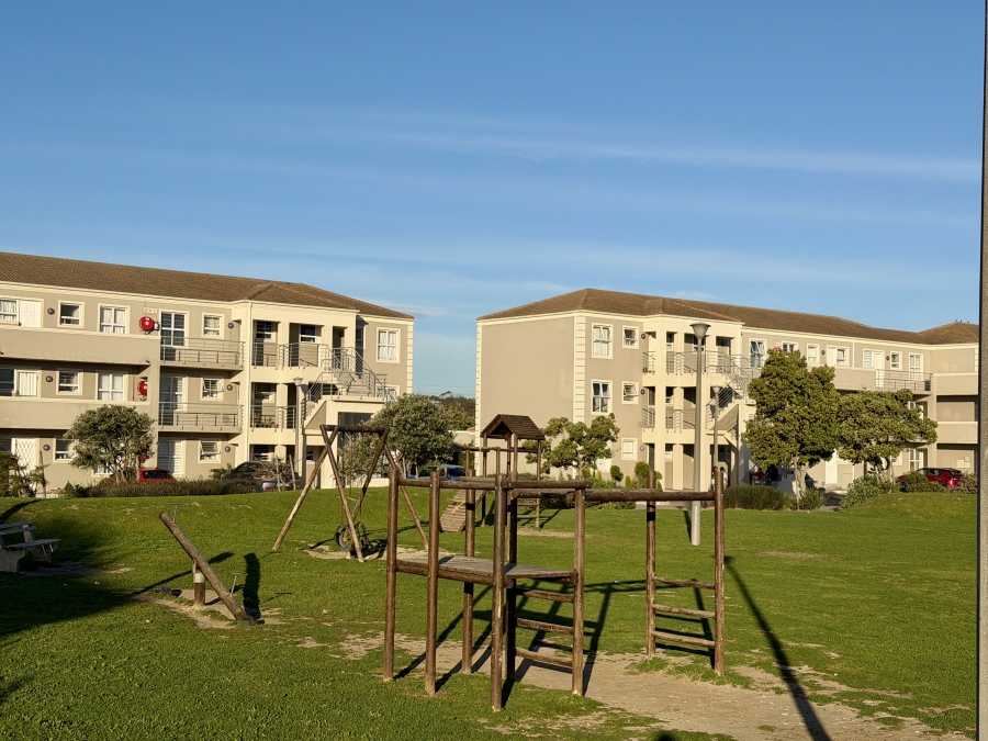 2 Bedroom Property for Sale in Melkbosstrand Central Western Cape